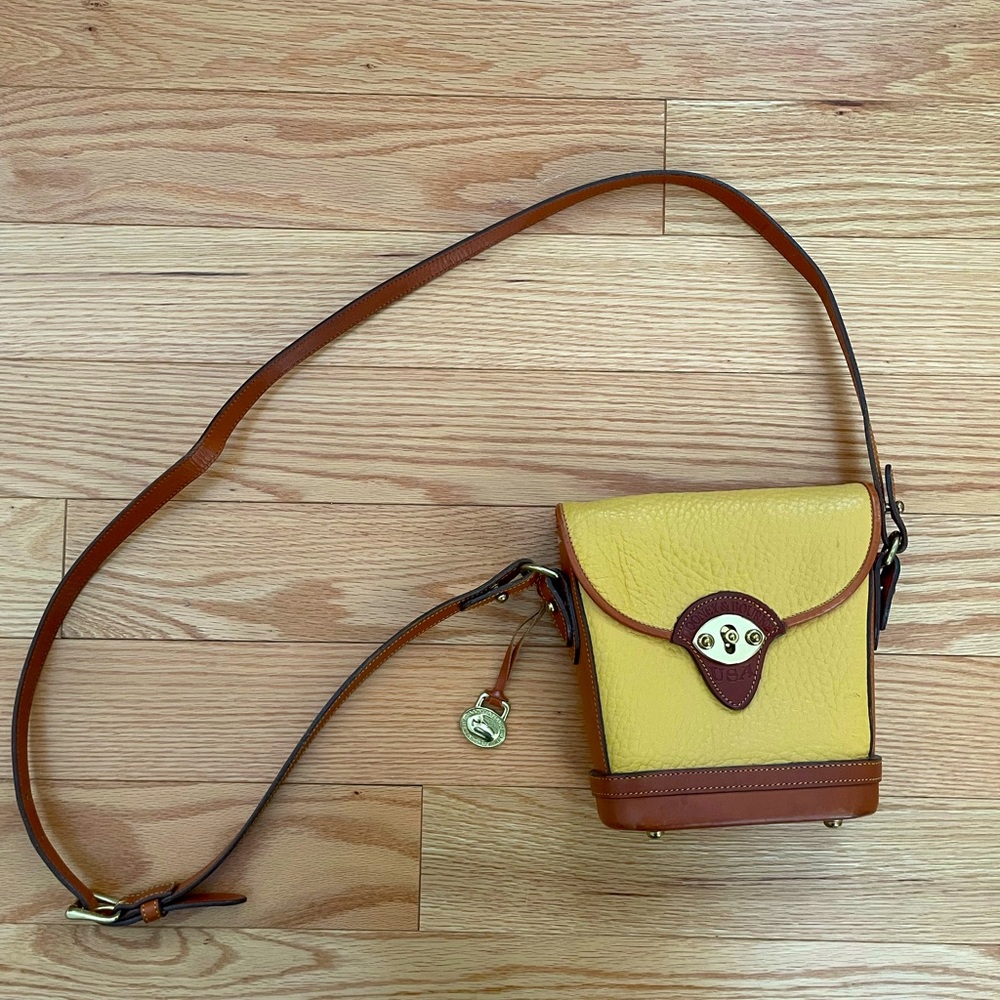 Vintage Dooney & Bourke All Weather Leather Bag